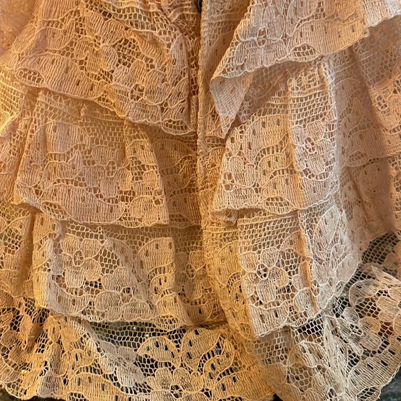 4 tier lace collar NWT - Picture 2 of 4